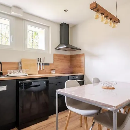 Meuble De Tourisme 3 Etoiles Avec Terrasse Et Jardin Apartment Bagnols-sur-Ceze